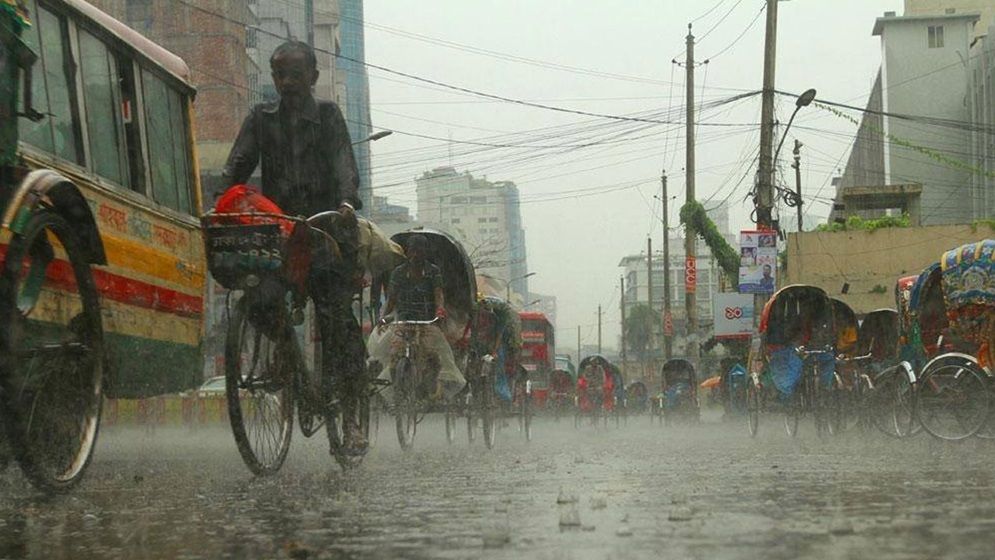 ঢাকাসহ ৬ বিভাগে অতি ভারী বৃষ্টিপাতের আশংকা