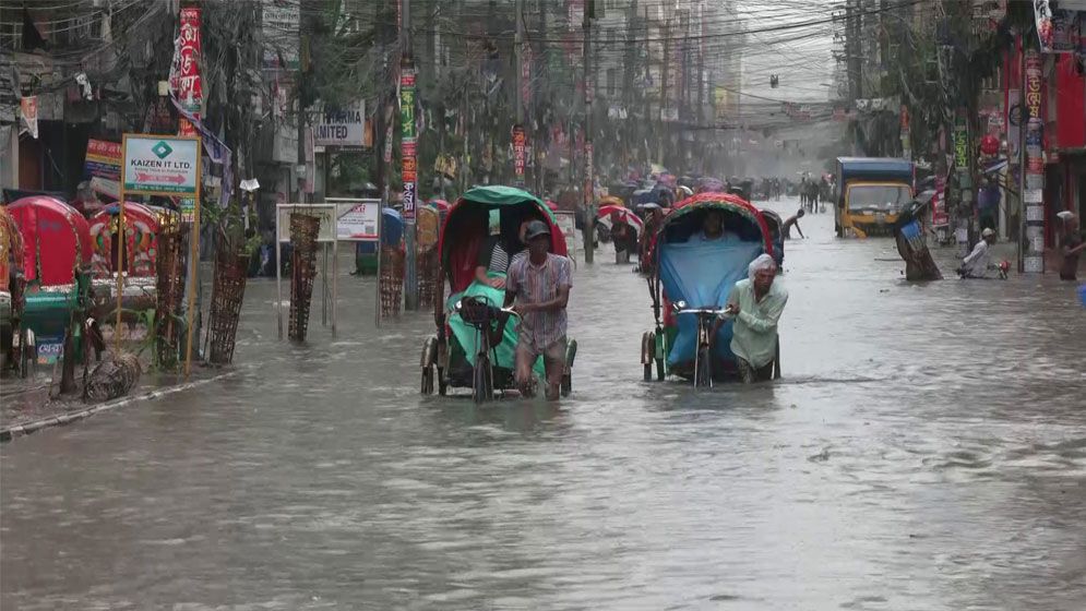 সারা দেশে অতি ভারী বৃষ্টির পূর্বাভাস