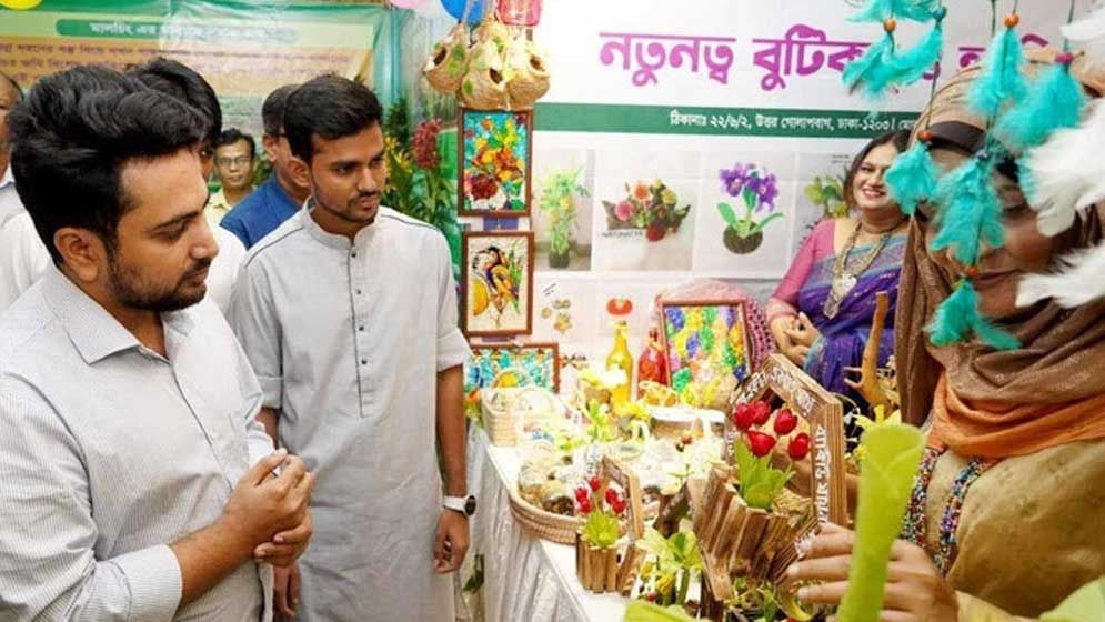 সরকারি চাকরিতে ৫ লাখ কর্মসংস্থান সৃষ্টি করা হবে : উপদেষ্টা আসিফ