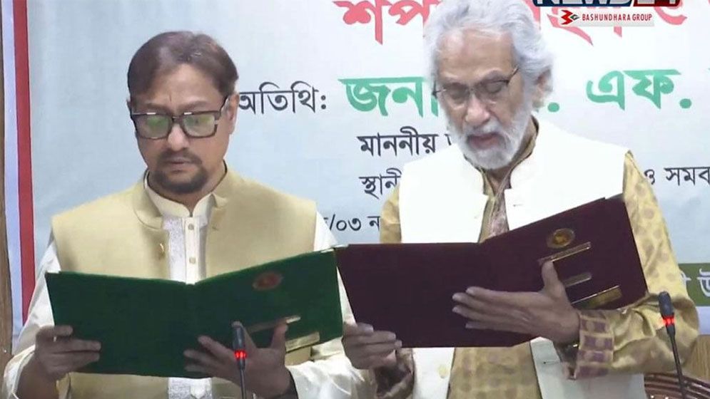 চসিকের নতুন মেয়র হিসেবে শপথ নিলেন ডা. শাহাদাত