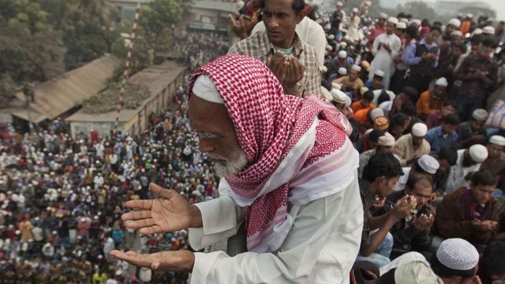 আখেরি মোনাজাতে শেষ হলো প্রথম পর্বের বিশ্ব ইজতেমা