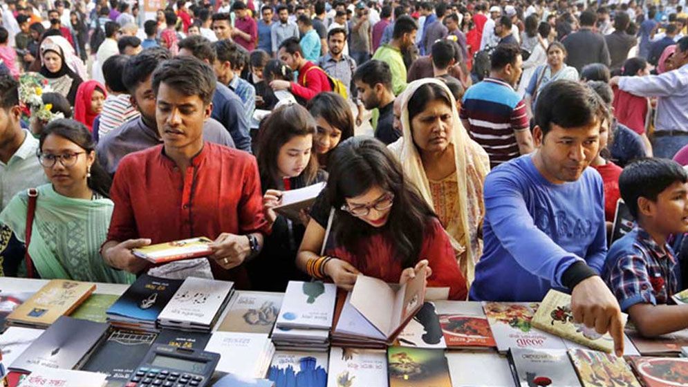 পর্দা উঠল অমর একুশে বইমেলার