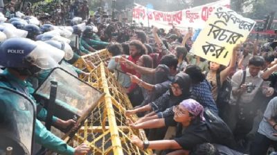 স্বরাষ্ট্র উপদেষ্টার পদত্যাগের দাবিতে শিক্ষার্থীদের পদযাত্রা, পুলিশের বাধা